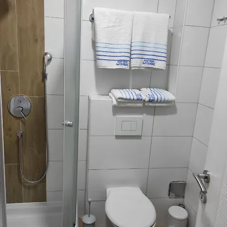 Ljeskovac * Banja Koviljaca